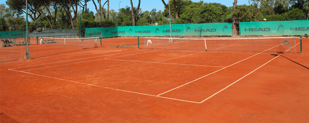 campo da tennis panoramica